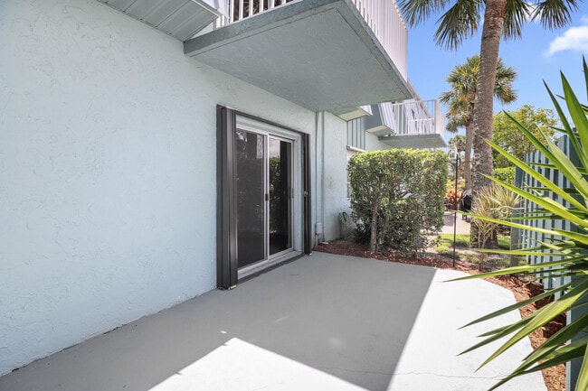Building Photo - 950 S Kanner Hwy