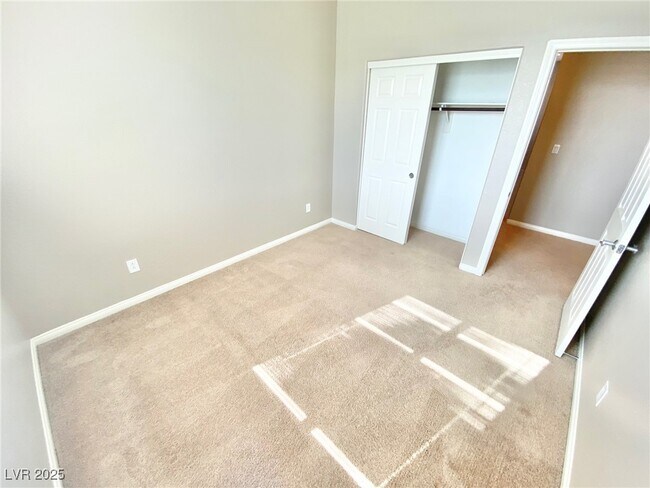 Building Photo - 81 Avenza Dr