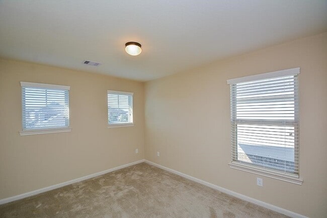 Building Photo - 26814 Harmony Shores Dr