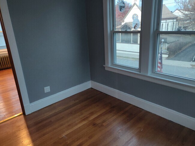 Building Photo - 308 Hoboken Rd