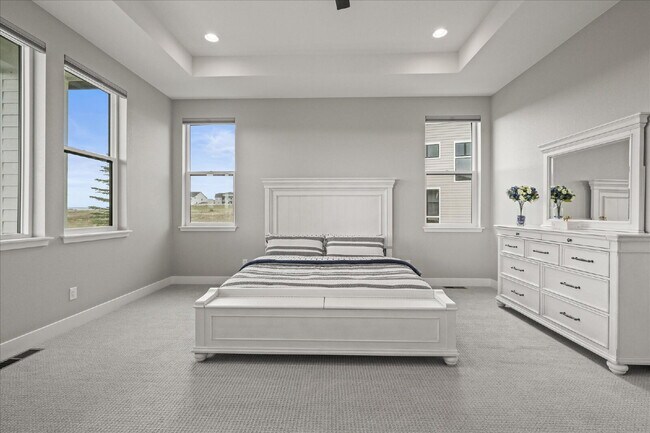 Building Photo - $7,495.00, Stunning 6 bed, 5 bath Ranch-St...