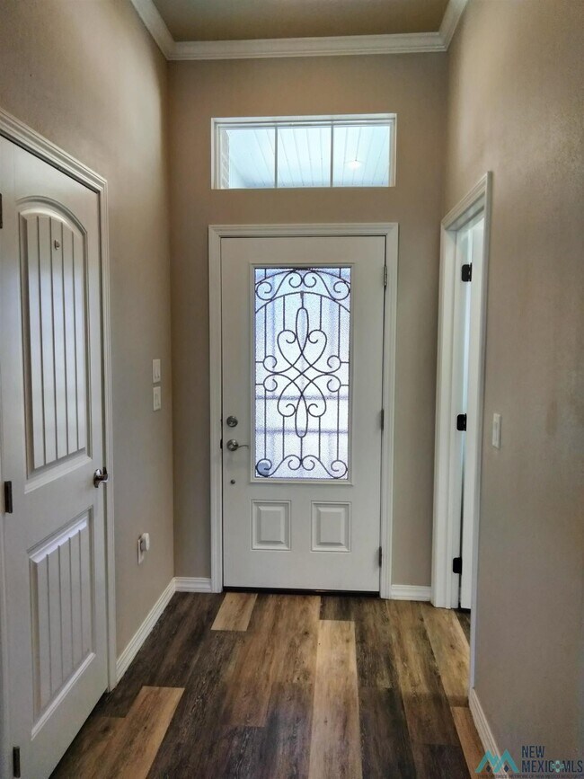 Building Photo - 621 Providence Cir