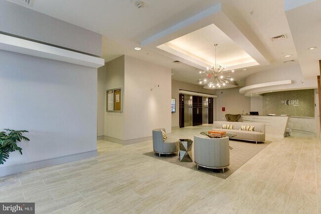 Building Photo - 3650 S Glebe Rd