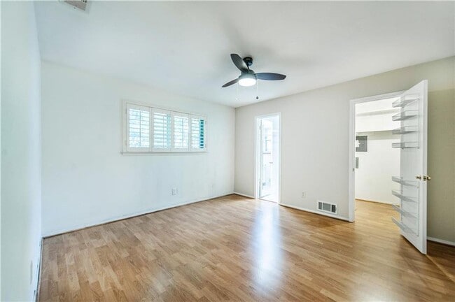 Building Photo - Updated White Rock Lake Area Duplex