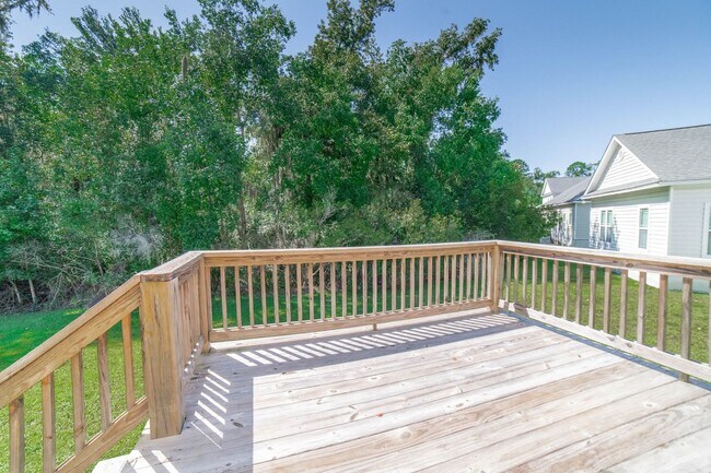 Building Photo - Available Now! ?? ?? ??!