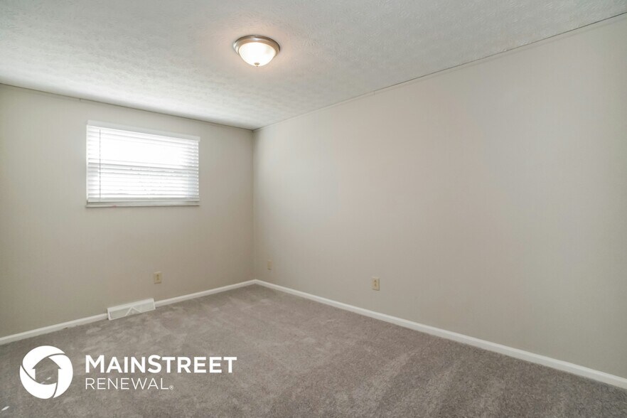 Building Photo - 5412 Aqua St