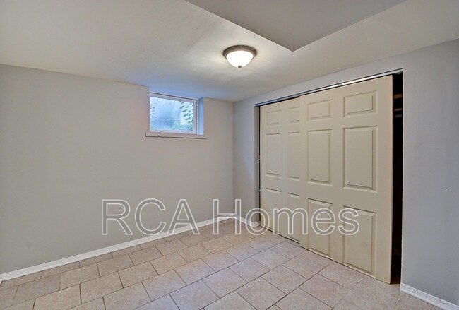 Building Photo - 52 Jenny Ln