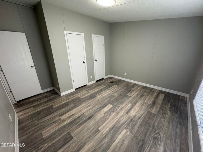 Building Photo - 241 Passmore Rd