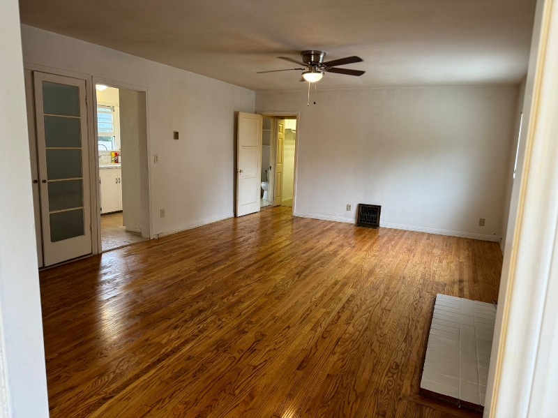 Building Photo - 719 W Longden Ave
