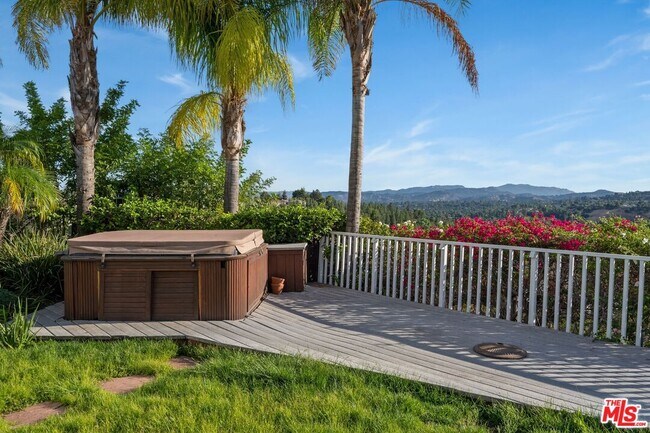 Building Photo - 24534 Stonegate Dr