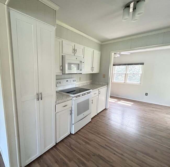 Building Photo - Charming 2 Bed 1 Bath in Boone