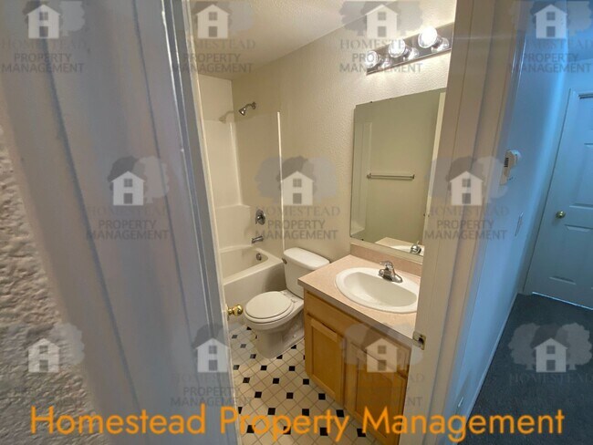 Building Photo - 164