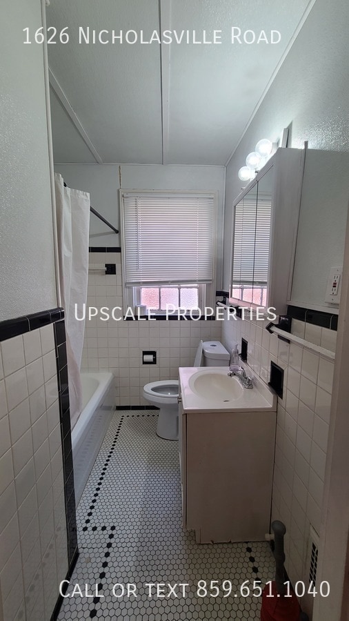 Building Photo - 1626 Nicholasville Rd