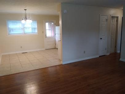 Building Photo - 1592 Coombs Dr