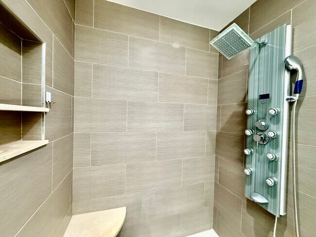 Building Photo - 1900 Summer St