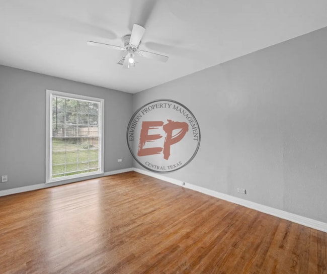 Building Photo - 3804 Parkwood St