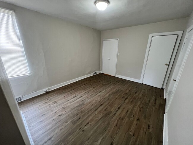 Building Photo - 1511 St Patrick St