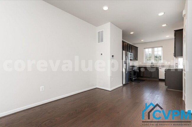 Building Photo - 2535 Debert Cir