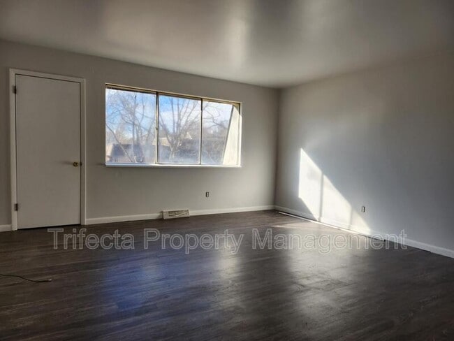 Building Photo - 2739 Leisure Dr