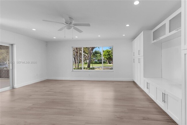 Building Photo - 13905 SW 78th Ct