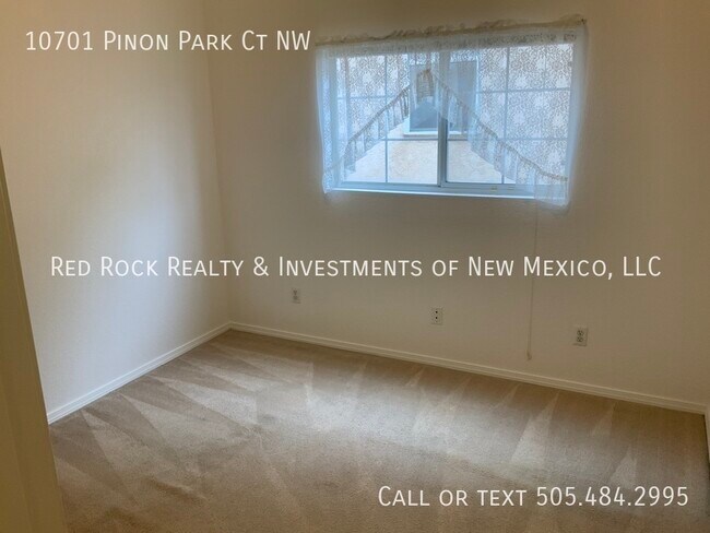 Building Photo - 3 bedroom home in NW ABQ now available