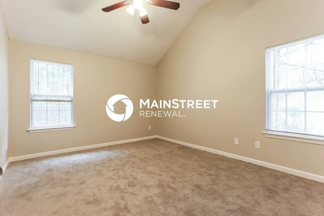Building Photo - 3 Bedroom Pet-Friendly Home in SHARPSBURG,...