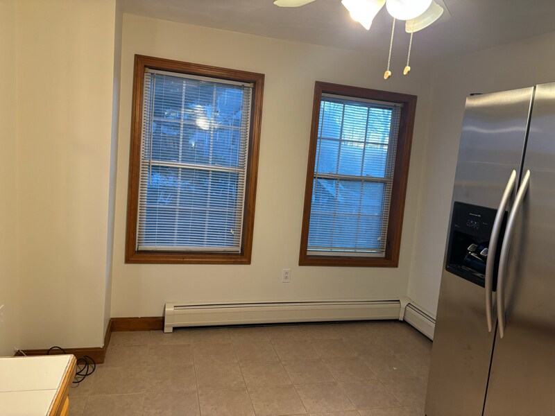 Building Photo - 1 Hemans St