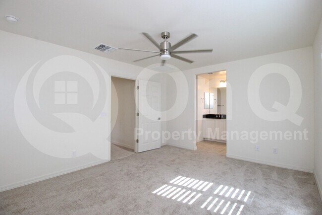 Building Photo - 1647 S 83rd Pl