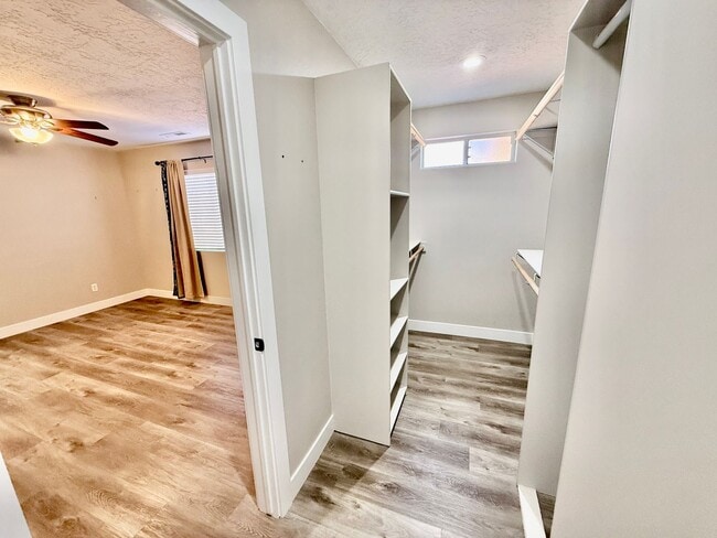 Building Photo - 389 E 500 S
