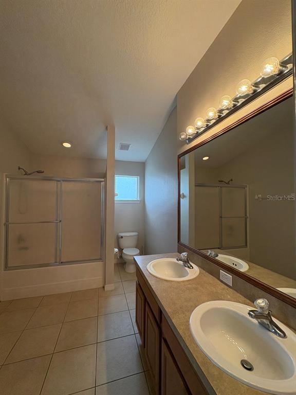 Building Photo - 10907 Derringer Dr