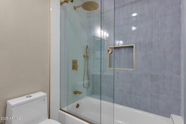 Building Photo - 4913 E Acoma Dr