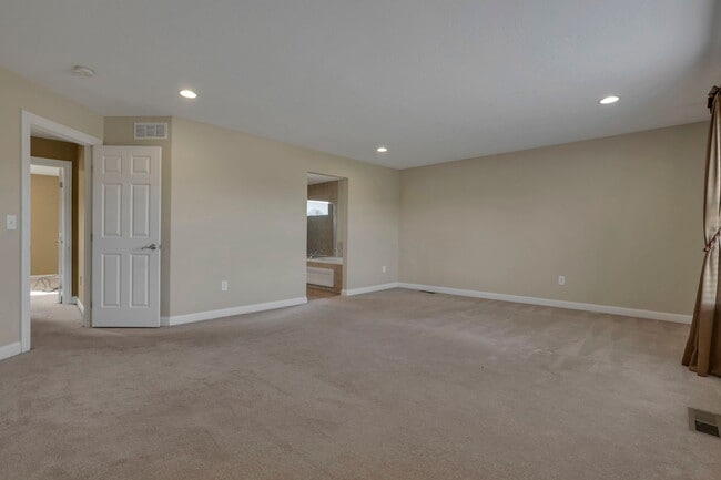 Building Photo - 8006 Caraway Ave