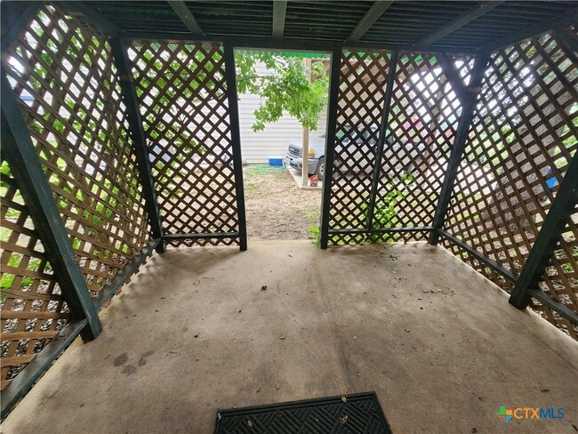 Building Photo - 1274 Hillcrest Dr