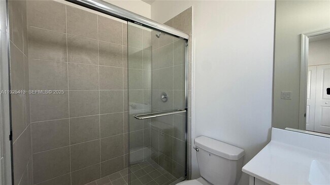 Building Photo - 1096 NW 2nd Ter