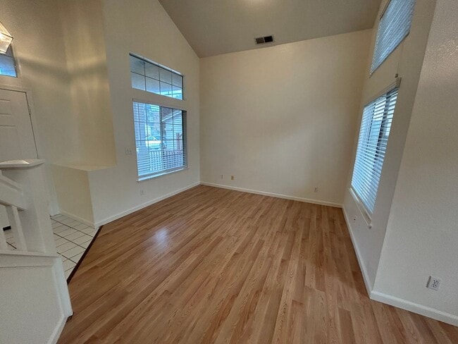 Building Photo - Avail Now - Elk Grove