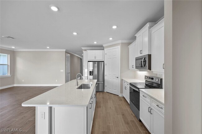 Building Photo - 502 Kamari Cv