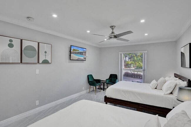 Building Photo - 1000 Diplomat Pkwy