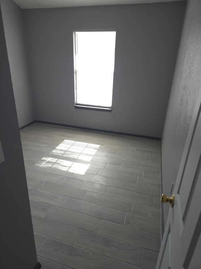 Building Photo - 14509 Encantado Dr
