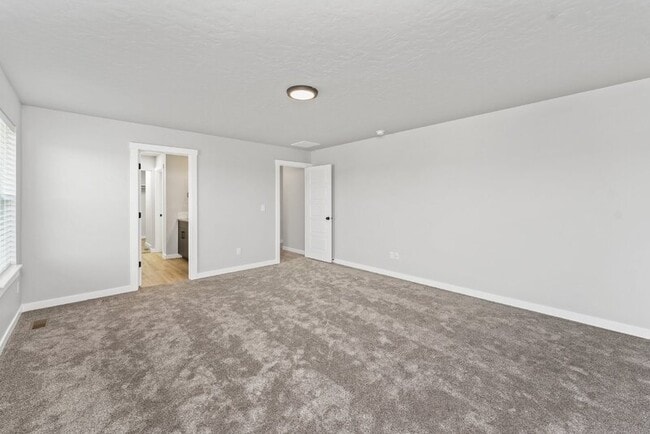 Building Photo - 2951 S Alcamo Wy