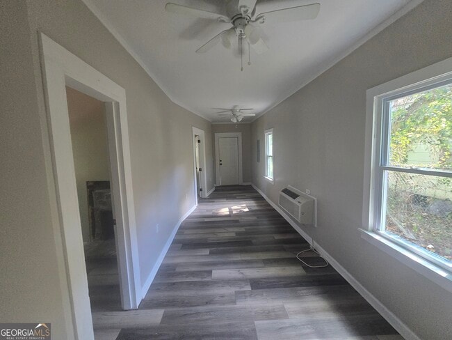 Building Photo - 503 Tennessee St