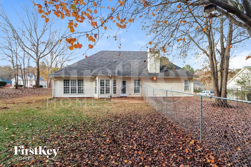 Building Photo - 85 Vinny's Way