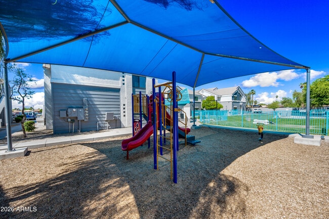 Building Photo - 3065 N 67th Ave