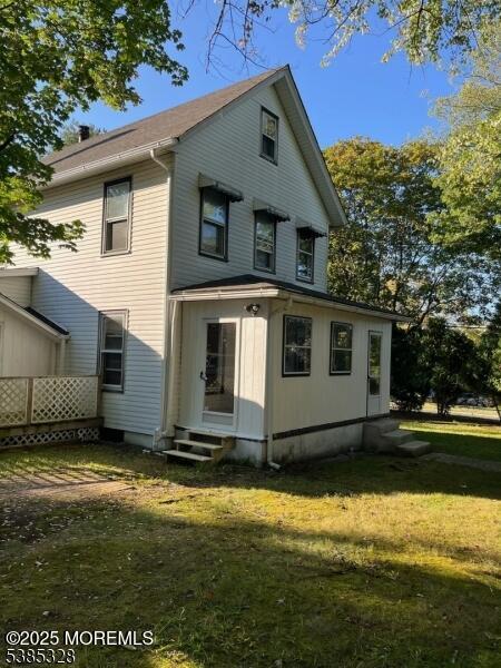 Building Photo - 479 Line Rd