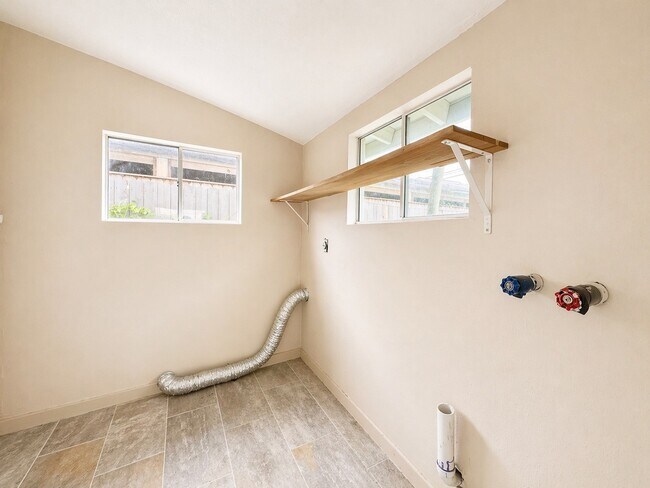 Building Photo - 8069 Juliabora St