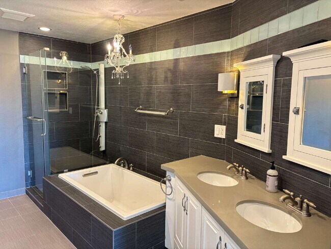 Building Photo - "Charming 3-Bed Home with Fireplace & Pool...