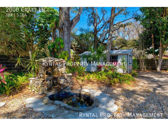 Building Photo - Sarasota Gem! Stunning 3/3.5 Home with Bac...