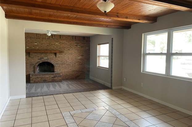 Building Photo - 2753 Foxdale Dr
