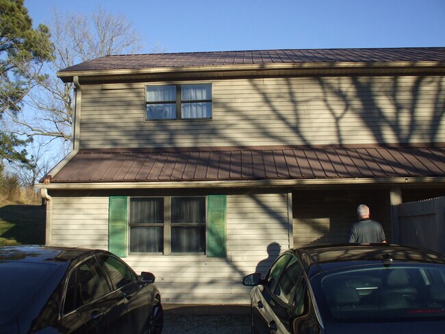 Primary Photo - 167 Glen Hill Drive - Duplex