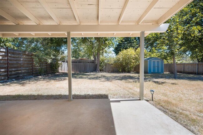Building Photo - 1404 Briarcliff Blvd