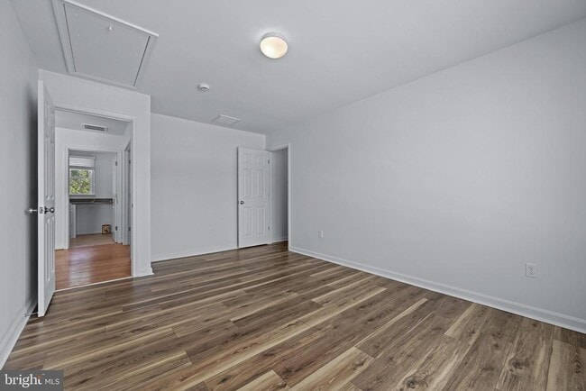 Building Photo - 4018 Tiber Falls Dr